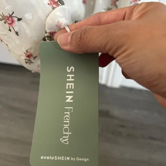 Blouse - Picture 5 of 5